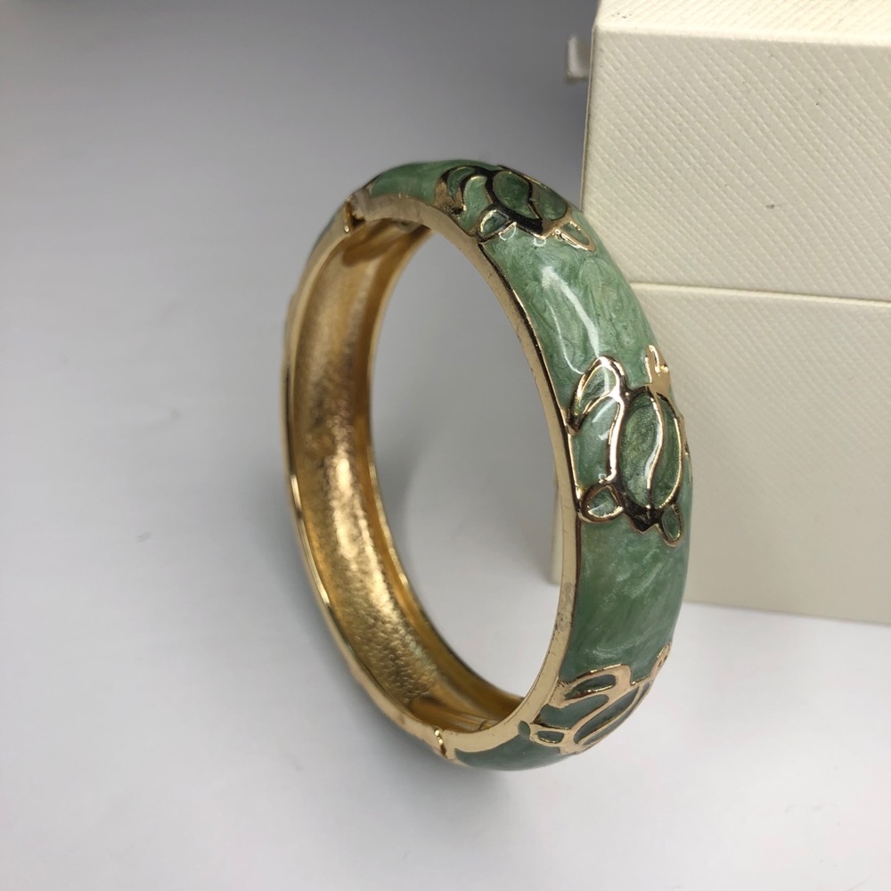 JIU LONG XING Baked Enamel Turtle Bangle Bracelet